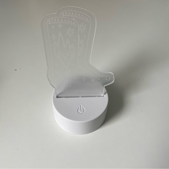 Light - Picture 4 of 4